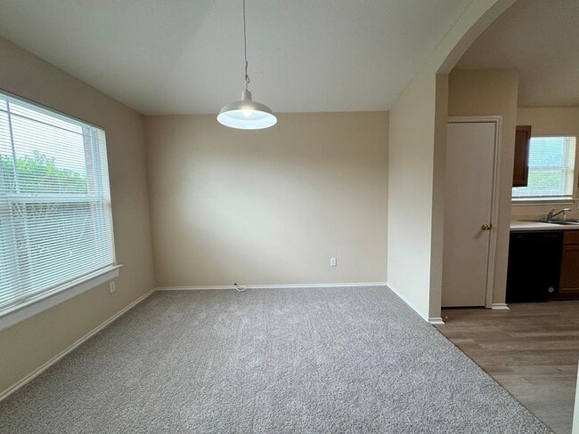 209 Katy B Ln