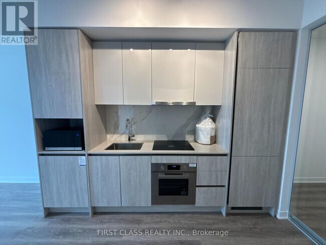 Photo - 180 Front St E Unité 4207