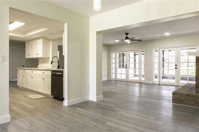 Photo - 9209 Kingsridge Dr