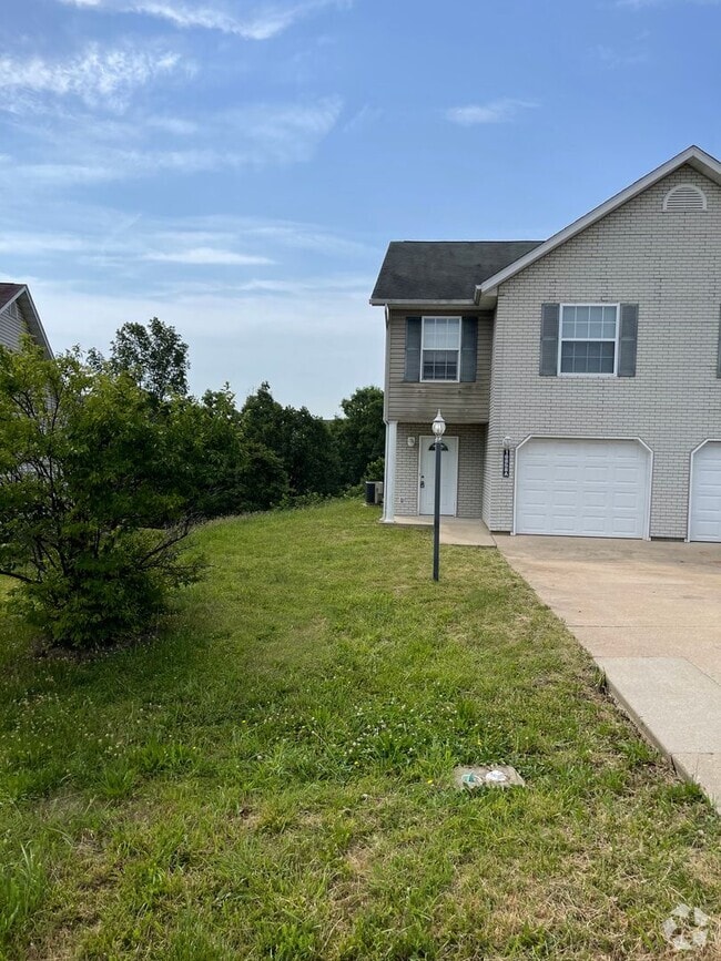 Building Photo - 16858 Hurricane Ln Unit A Rental