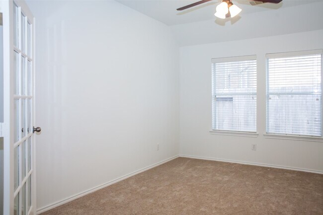 Photo - 9402 Borden Bluff Ln