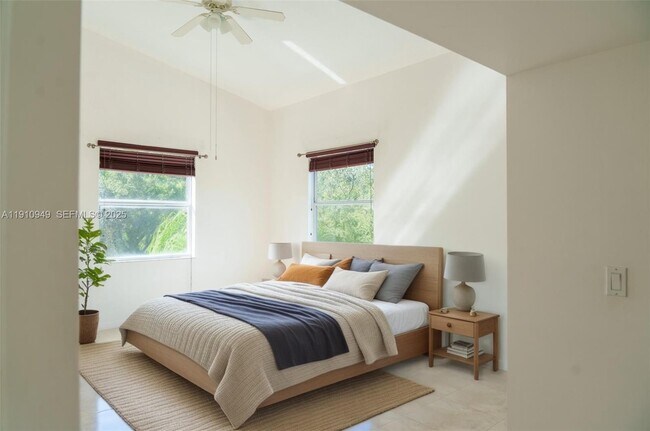 Photo - 509 E Sheridan St Unit 3083