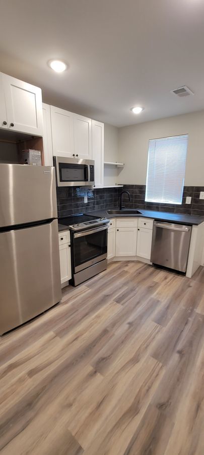 Photo - 717 N Duncan St Townhome