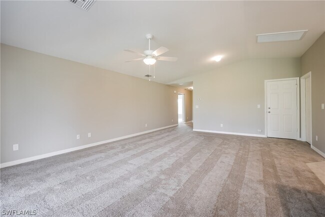 Photo - 2910 57th St W