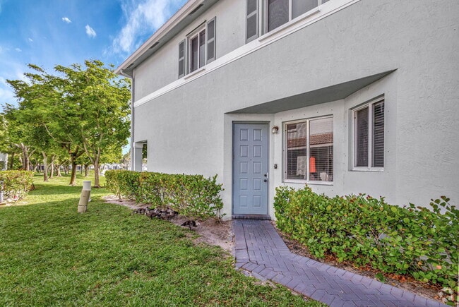 Building Photo - 1923 Alamanda Way Rental