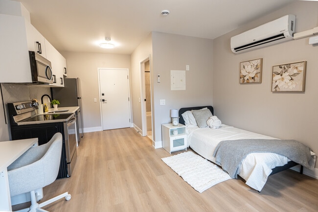 Building Photo - 376 Lofts - Modern Living in the Heart of ... Unit 1