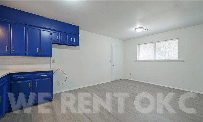 Photo - 3611 Woodvale Dr