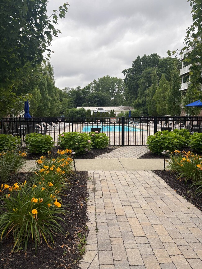 Photo - 1000 Hudson Sq