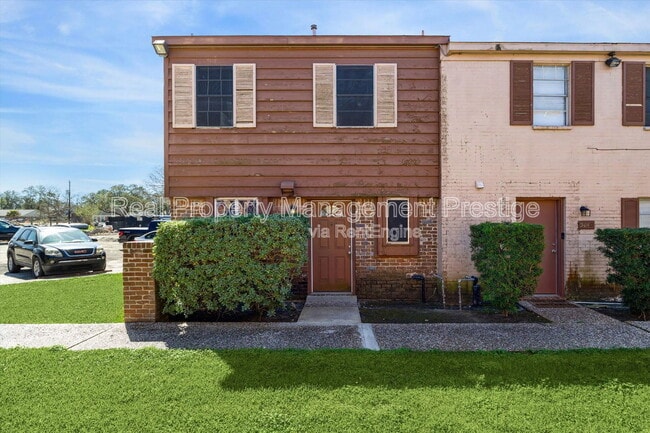 Photo - 3009 Falk Ct Townhome