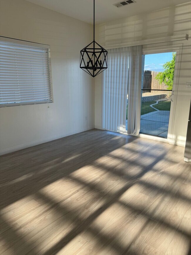 Photo - 8512 Andromeda Ln