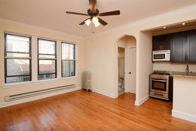 Photo - 4619 N Paulina St Unit 902