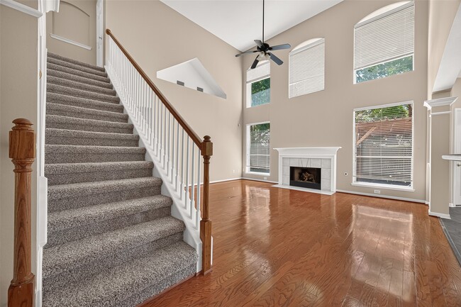 Photo - 18515 Autumn Park Dr