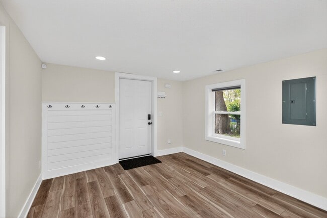 Photo - Newly Updated!! 3 Bedroom, 1 Bathroom Home in Des Moines!