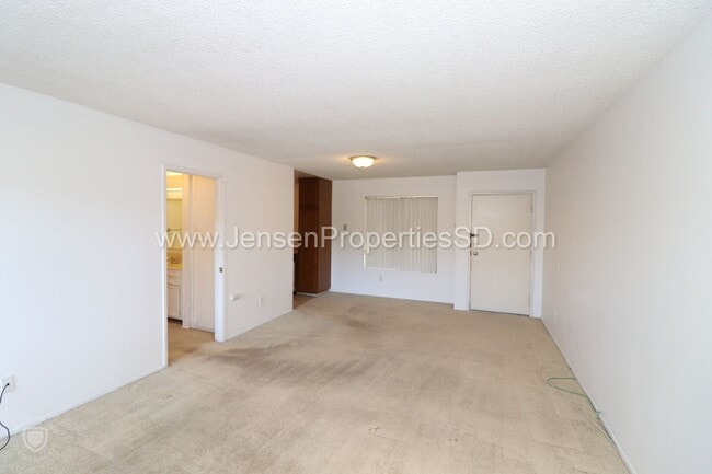 Photo - 1 Bed, 1 Bath Condo w/ Parking, Utilities,... Unidad 107A