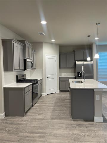 Photo - 15537 Putney Wy