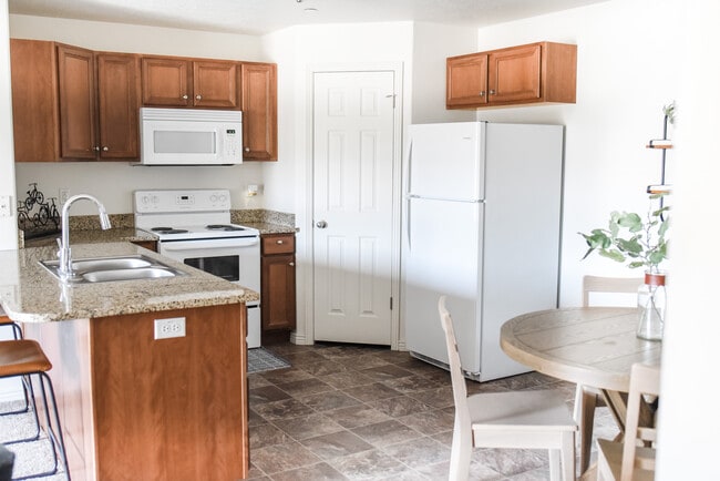 Photo - Settlers Landing