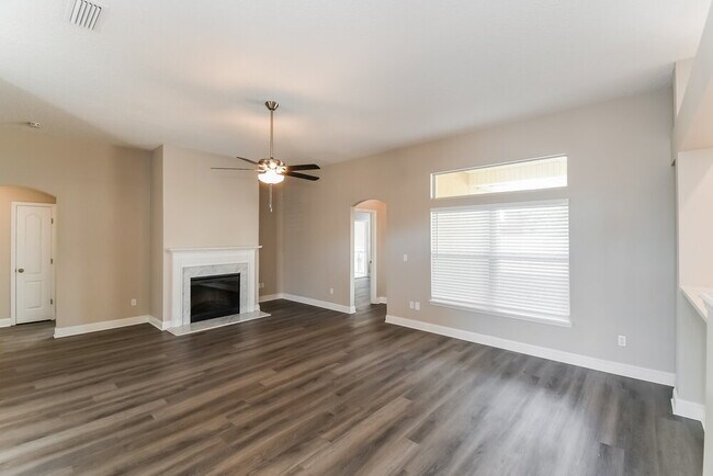 Photo - 9461 Maidstone Mill Dr E