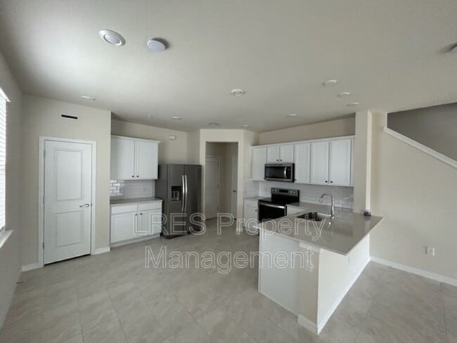 Photo - 1872 Erudite Wy