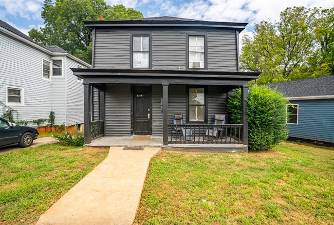 Building Photo - 2228 Tulip St