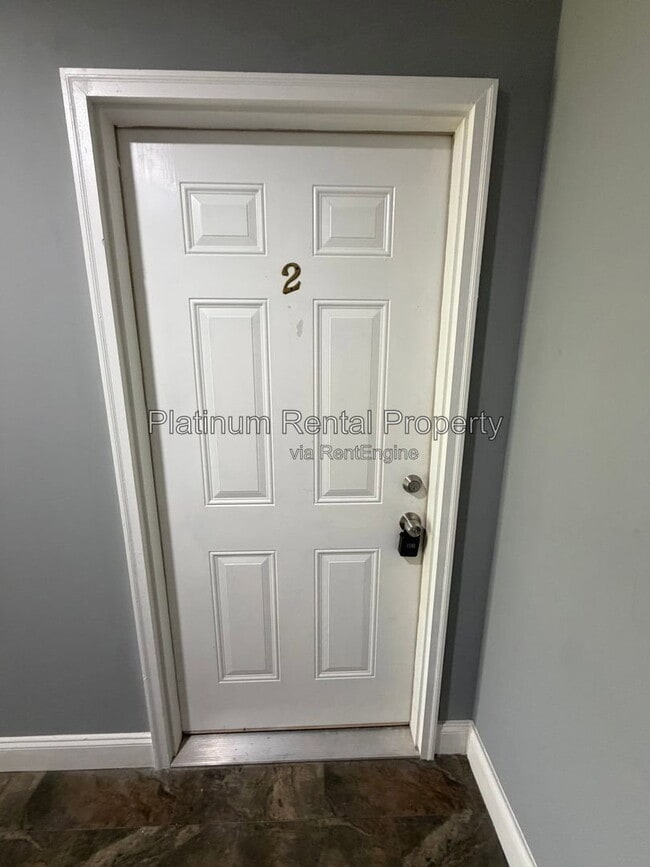 Photo - 1512 Waverly Way Unit D-2