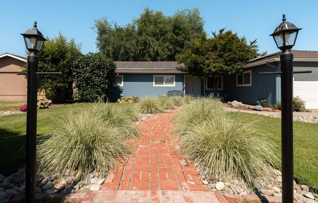 Photo - 2533 S Dollner St