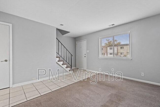 Photo - 1257 Green Cedar Ln