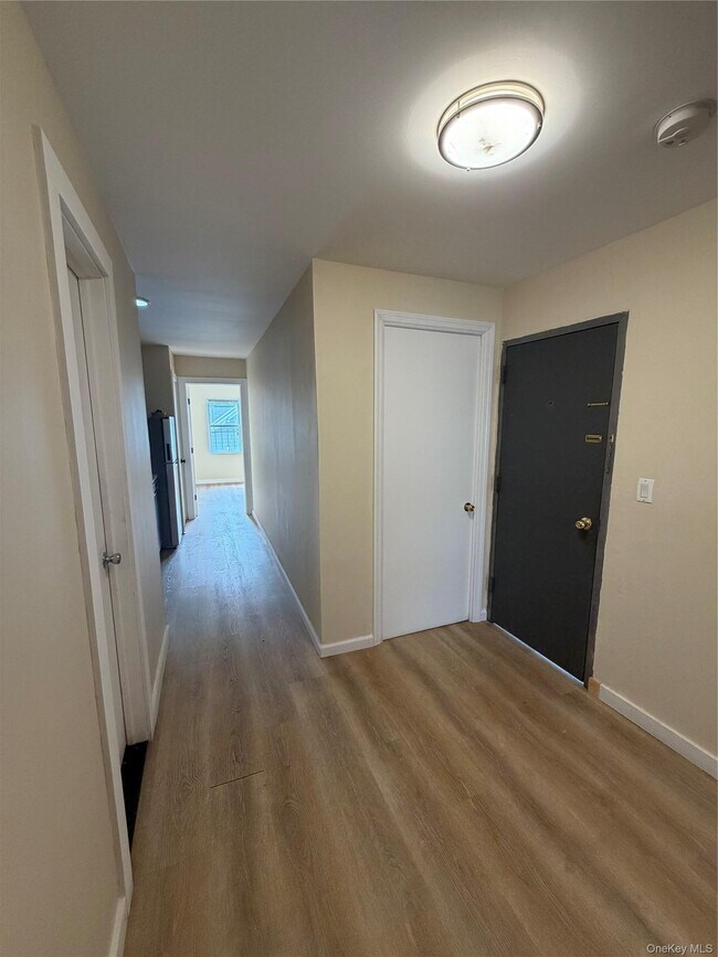 14-20-20 114th St Unit 3