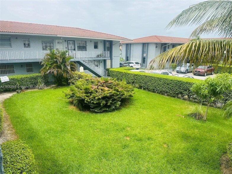 Photo - 4050 NW 135th St Unidad 2-09 Rental