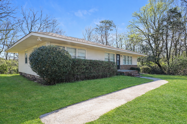 Charming and newly updated 3BR 1 Bath home in the heart of Center Point!