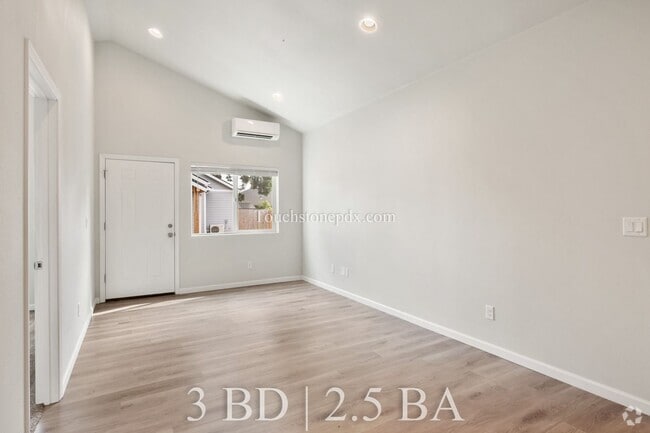 Building Photo - 3BD|1.5BA Home in Park Lane Neighborhood
