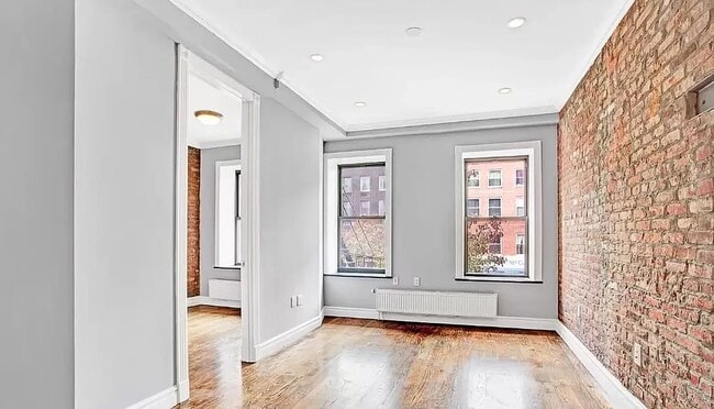 Photo - 204 E 13th St Unidad 3