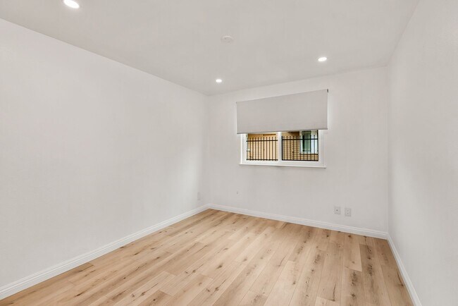 Photo - 1414 S St Andrews Pl