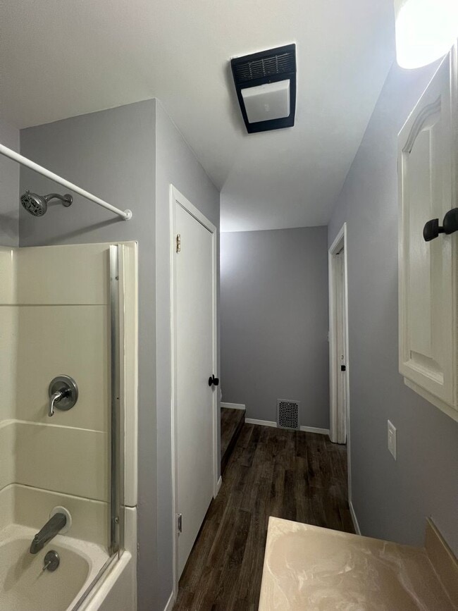 Photo - 2415 Farnam St Unit 2415 1/2 Farnam Street