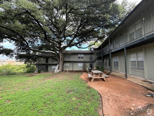 Building Photo - 509 Cedar Dr Unit 108 Rental