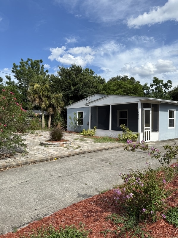 Building Photo - 9834 Elaine Rd Rental
