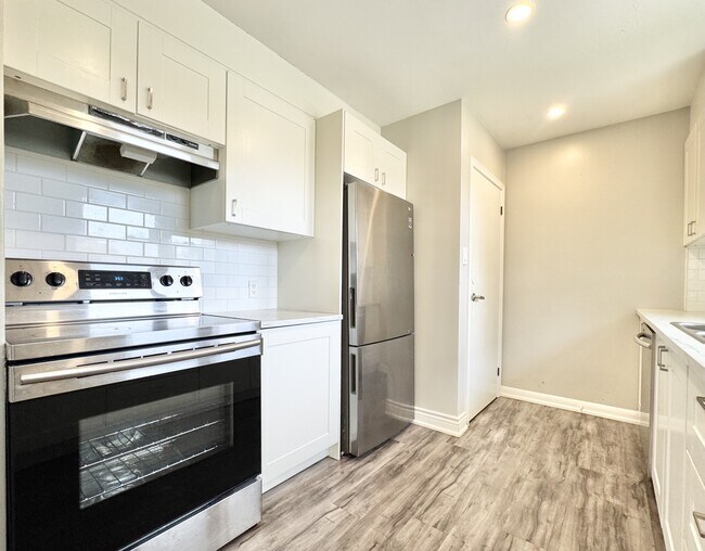 Photo - 115 Marigold St