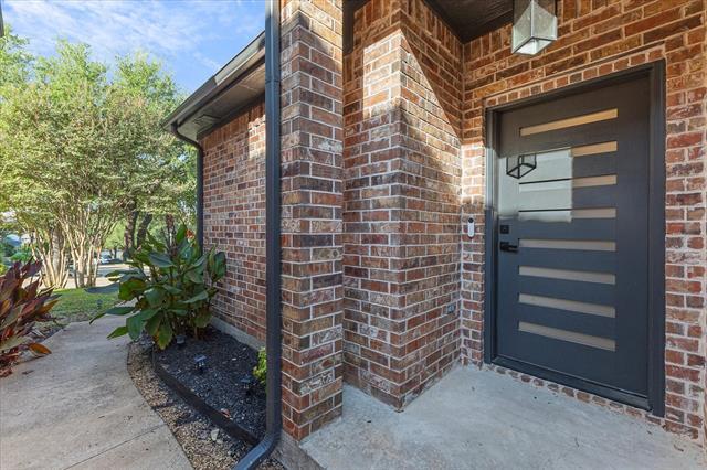 Photo - 3103 Bourbon St Cir