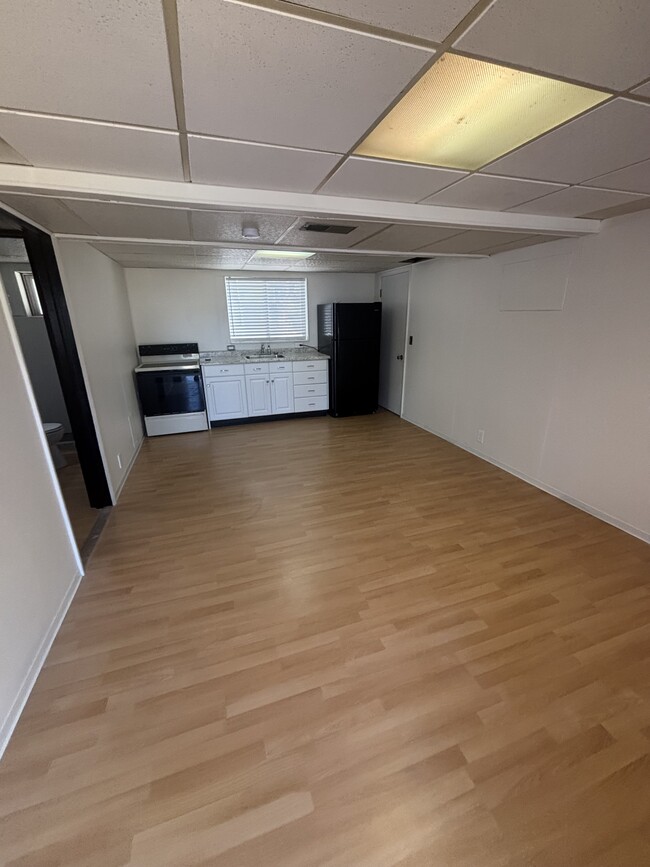 Building Photo - 193 W 5300 S Rental