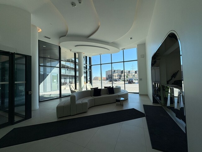 Building Photo - BURLINGTON – 2 BEDROOM + DEN – 2 BATHROOM – CONDO – $2,699 – ONLY Unit 2Bed + Den