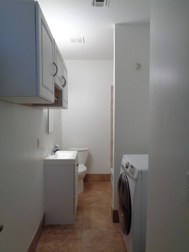 Photo - #1026-Downtown Phoenix Rental Properties, LLC Unidad #133