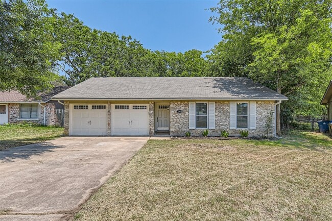 Building Photo - 2408 Aldford Dr Rental