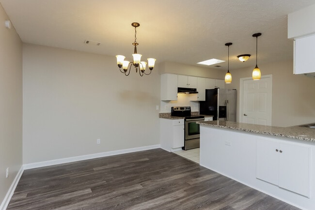 Photo - 1649 Meadow Oak Ct