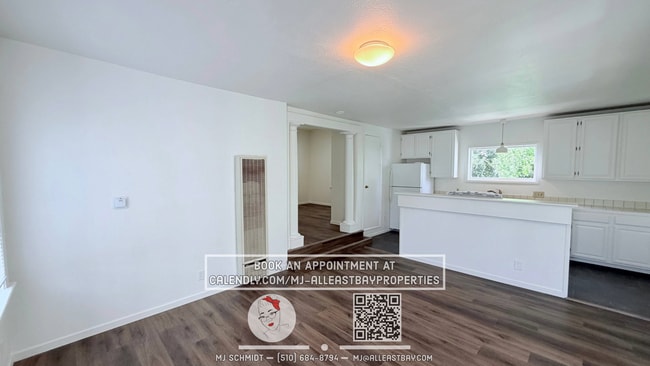 Photo - Bright top floor 1 bedroom in the heart of Piedmont! Unit 4