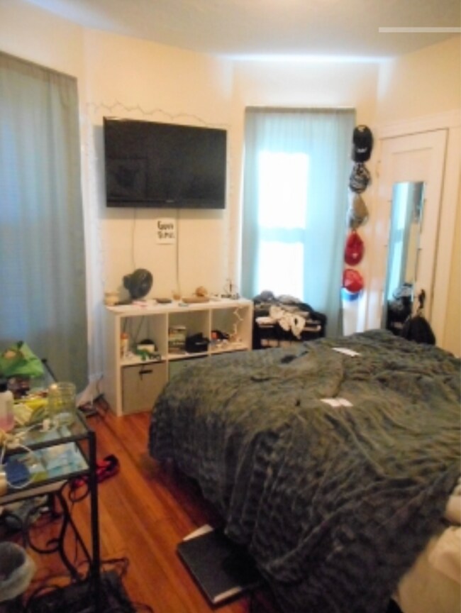 Photo - 15 Rowell St