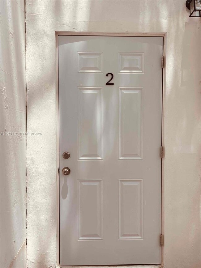 Photo - 931 Opa-locka Blvd Unidad 2