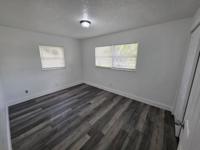 Photo - 2708 Broadway Unidad Apt 4