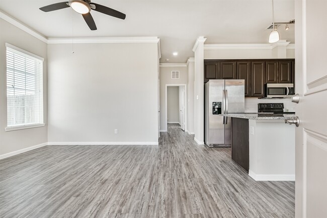 Photo - 3216 Walden Breeze Ct