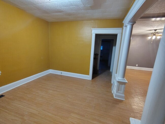 Photo - 147 E Matson Ave