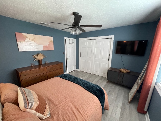 Photo - 1465 15th St S