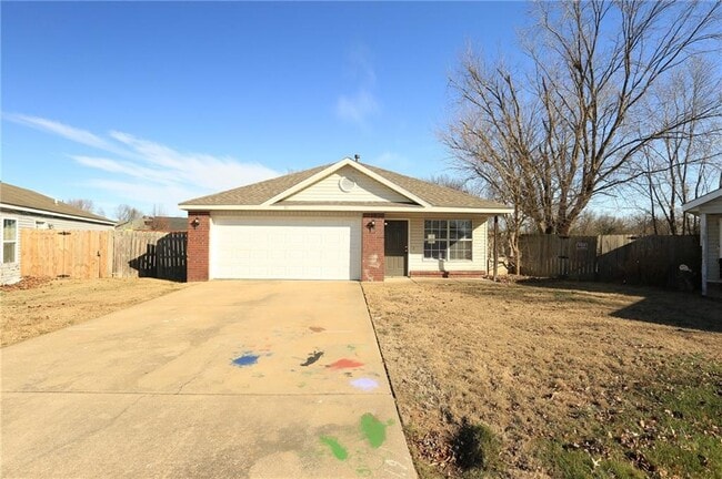 Photo - 50 Cheryl Cir